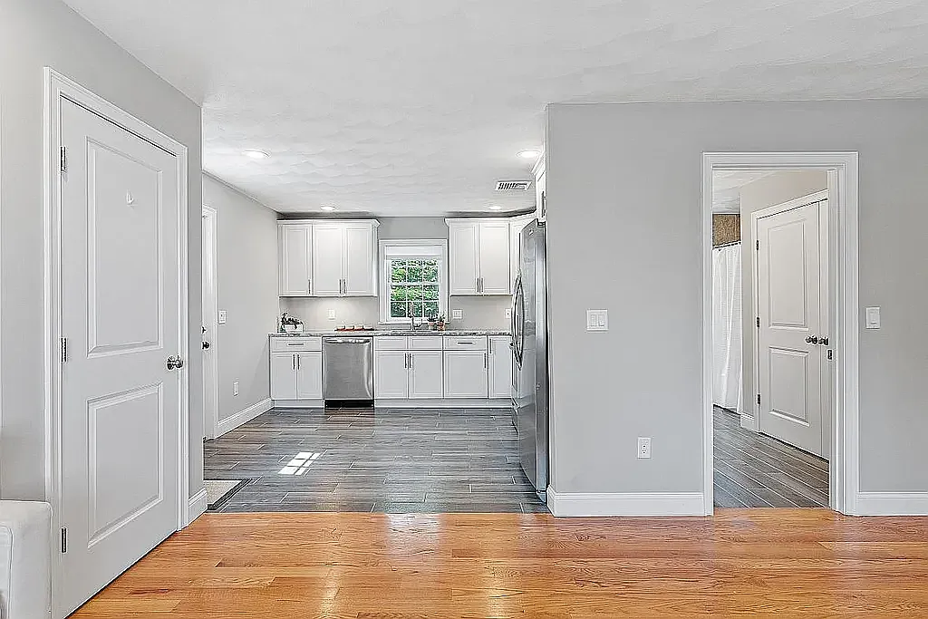 25 Hopkins St, Revere