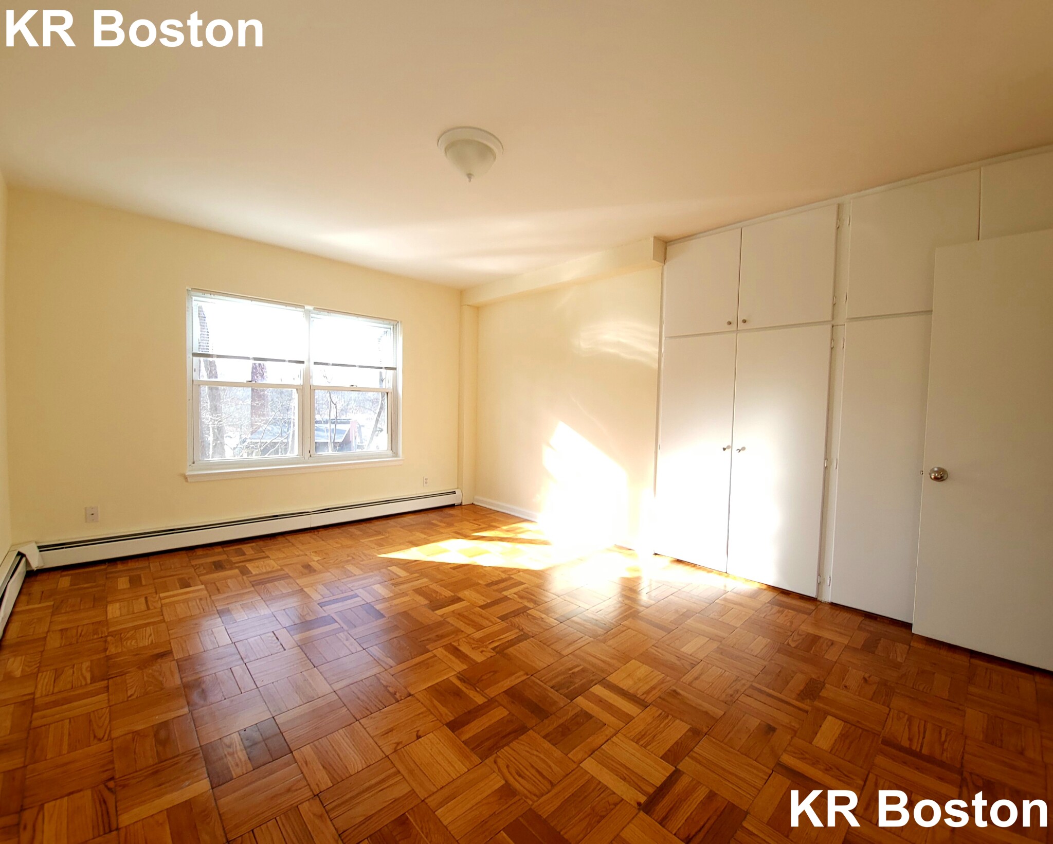 1 bed, 1 bath apartment for rent at 28 Sherman Rd Unit 1, Chestnut Hill — photo 2 of 3