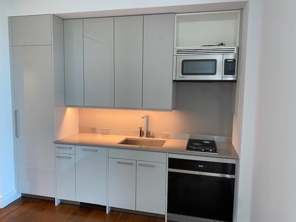 1 bed, 1 bath apartment for rent at 1 Dalton St Unit 2409, Back Bay — photo 4 of 6