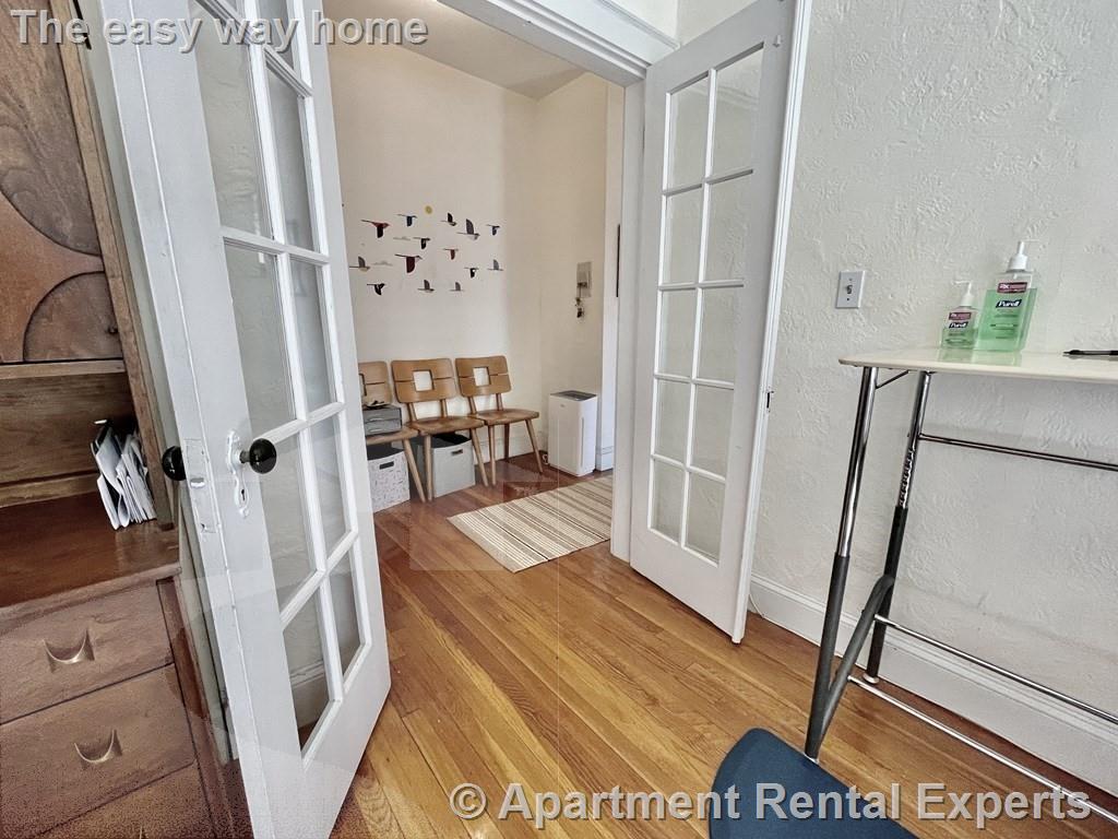 71 Martin St, Harvard Square