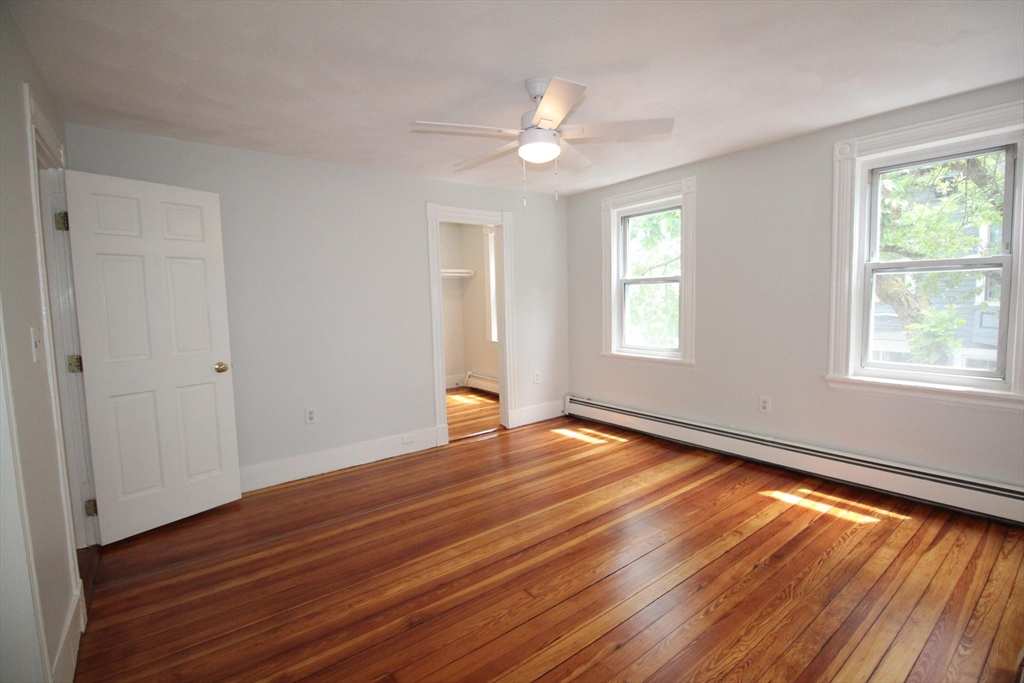 12 Albion Pl, Charlestown