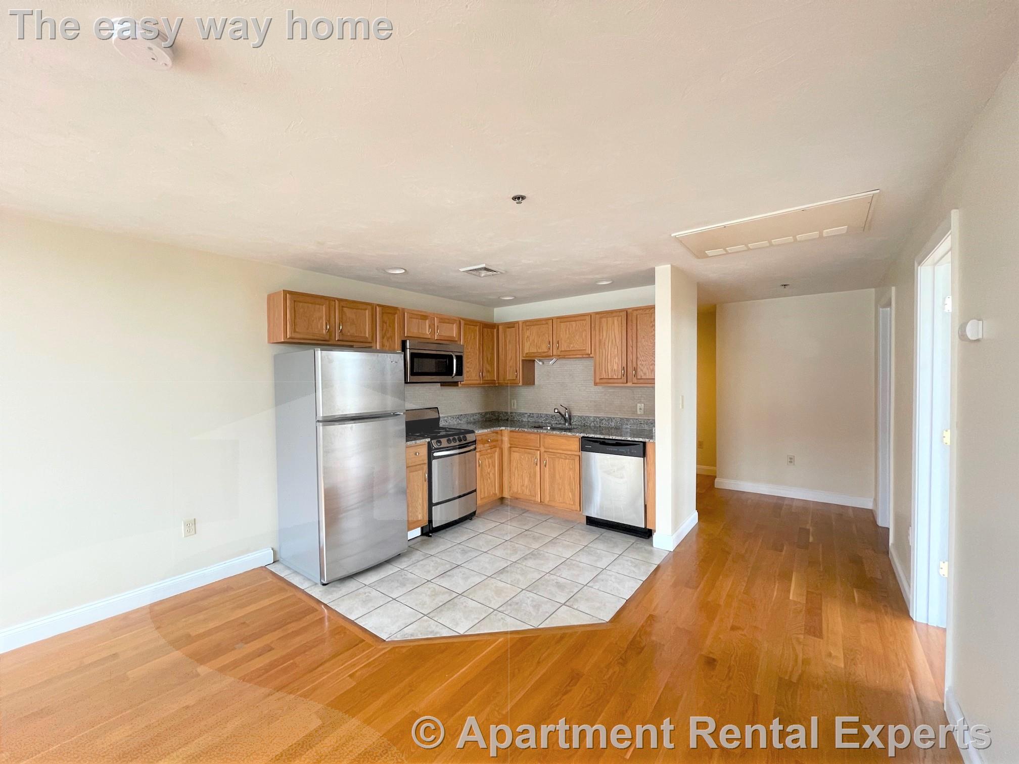 1 bed, 1 bath apartment for rent at 15 Pearl Unit 19, Central Square