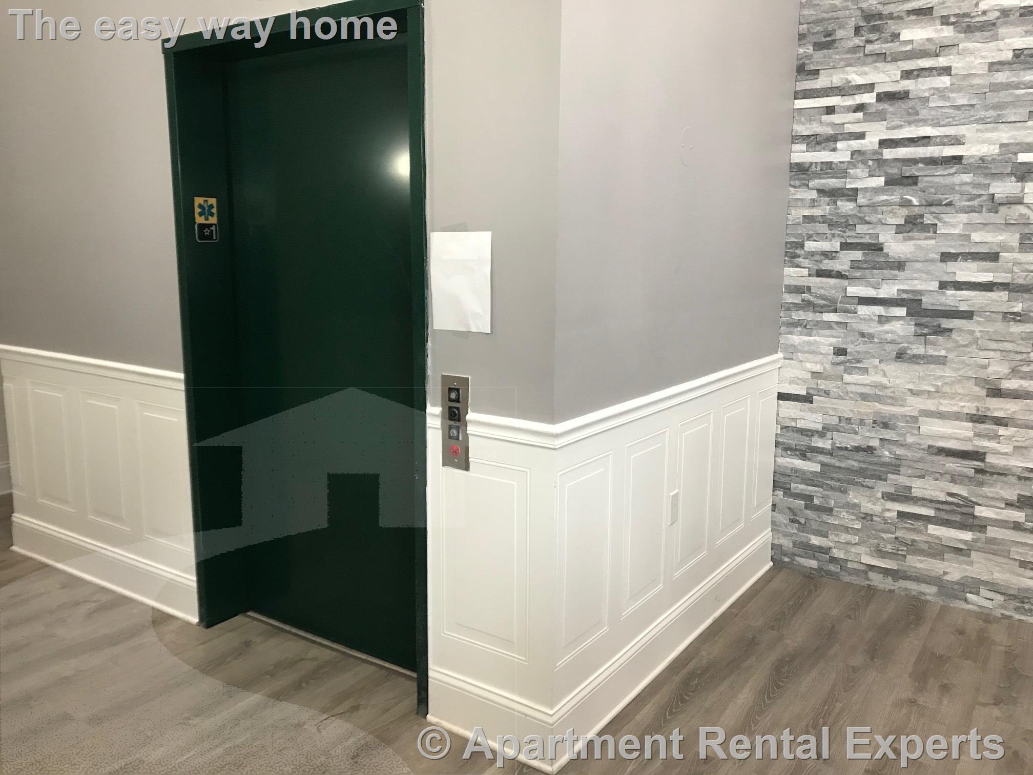 1 bed, 1 bath apartment for rent at 15 Pearl Unit 19, Central Square — photo 8 of 11