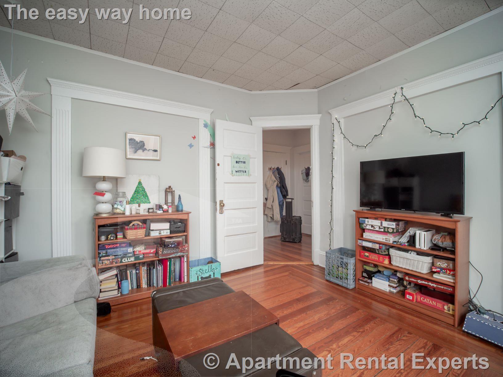 81 Bristol Rd, Powderhouse