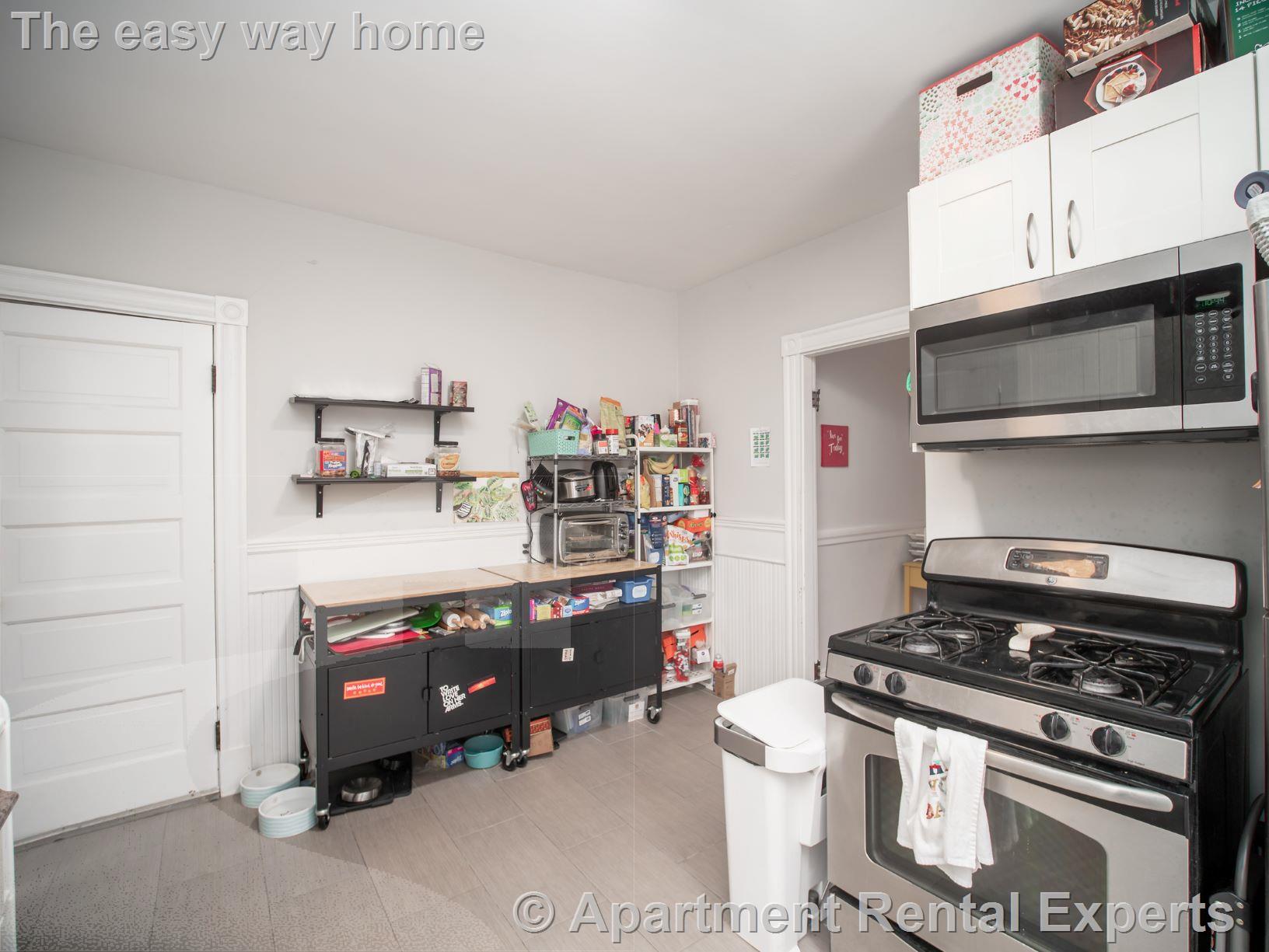 81 Bristol Rd, Powderhouse