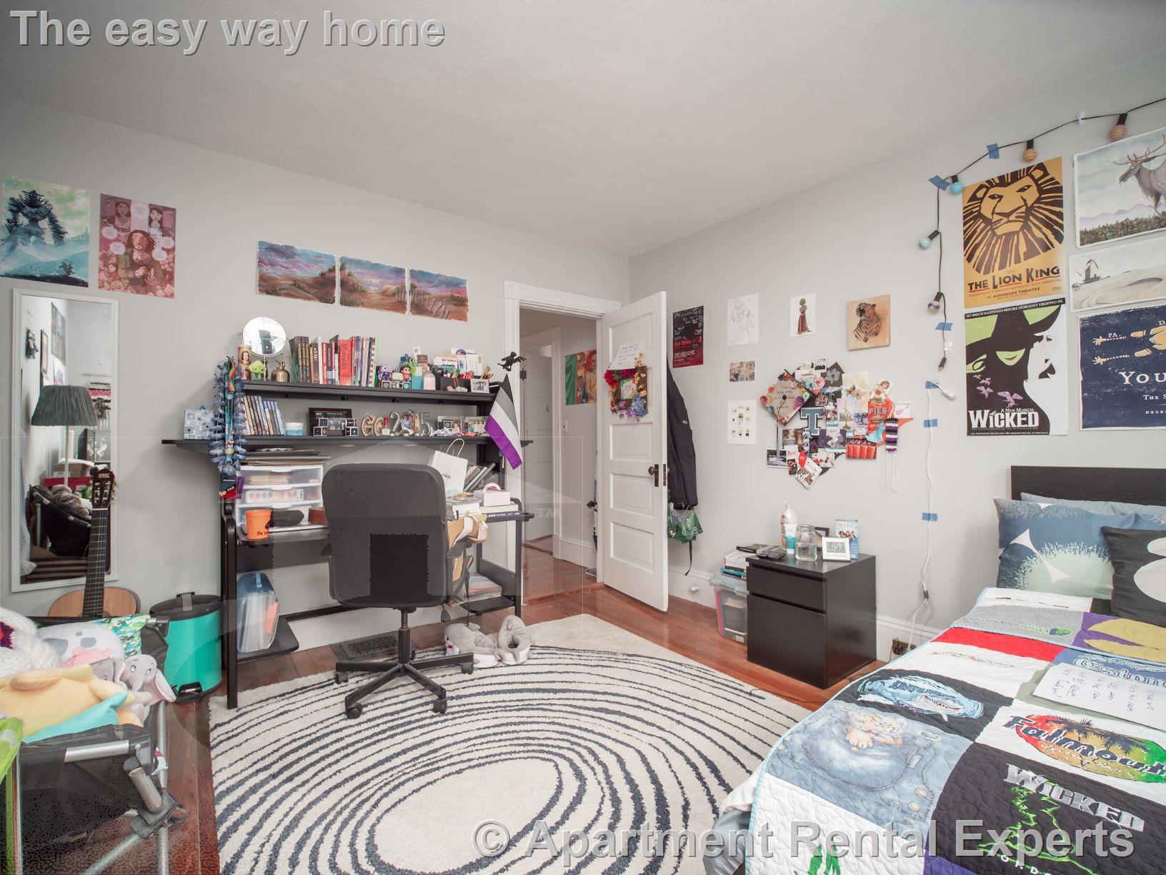 81 Bristol Rd, Powderhouse