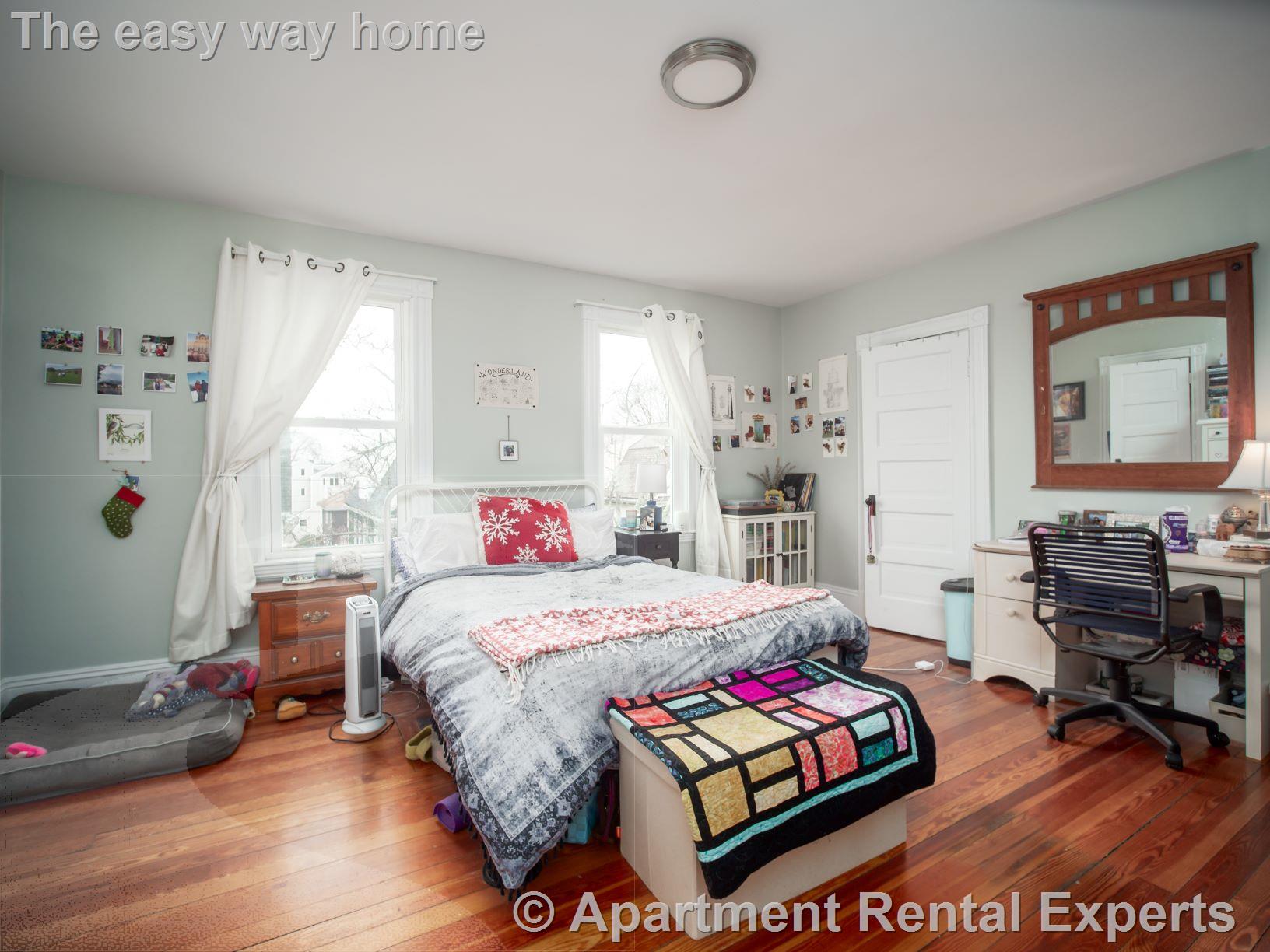 81 Bristol Rd, Powderhouse