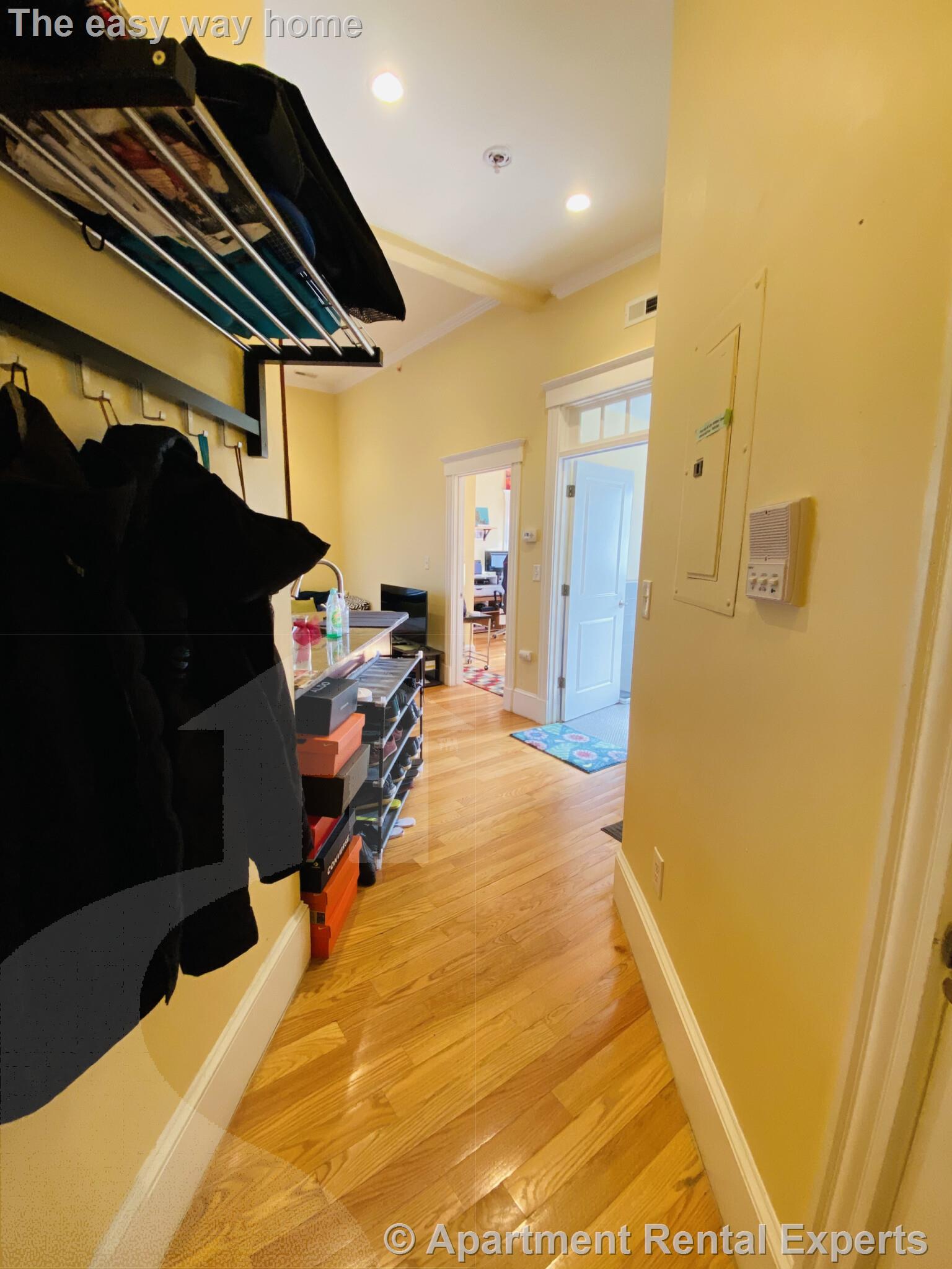 156 Magazine St, Cambridgeport