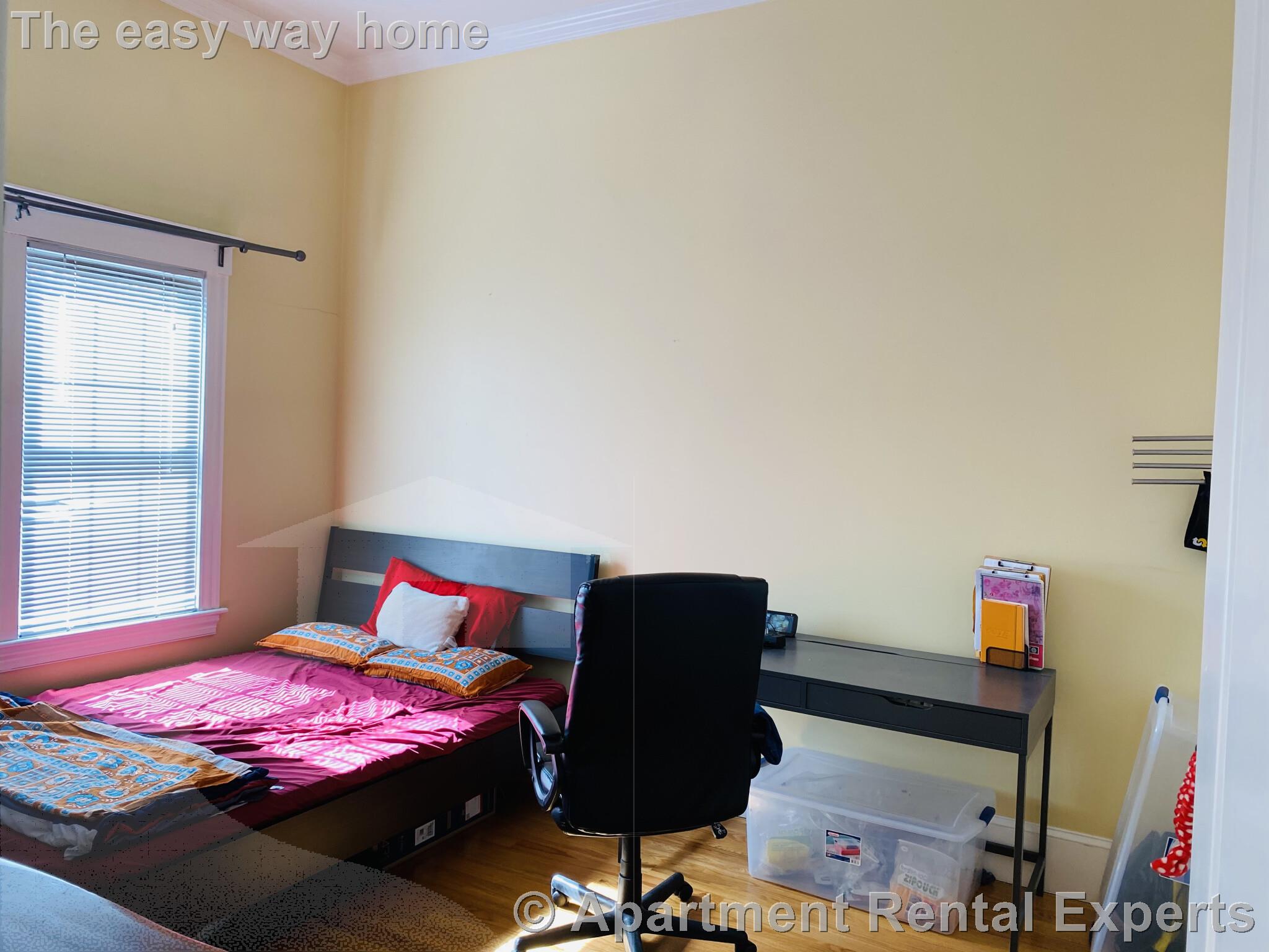 156 Magazine St, Cambridgeport