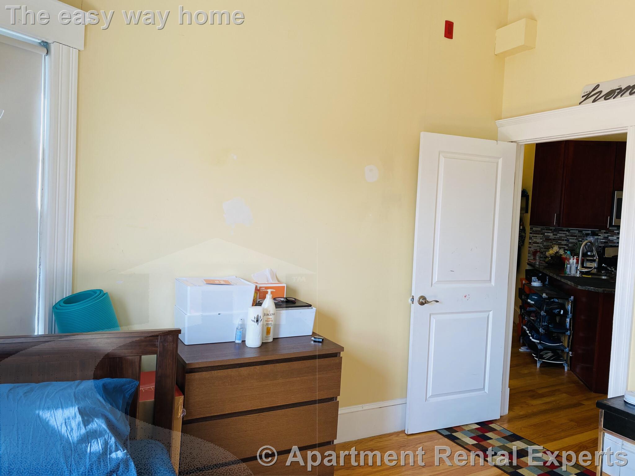 156 Magazine St, Cambridgeport