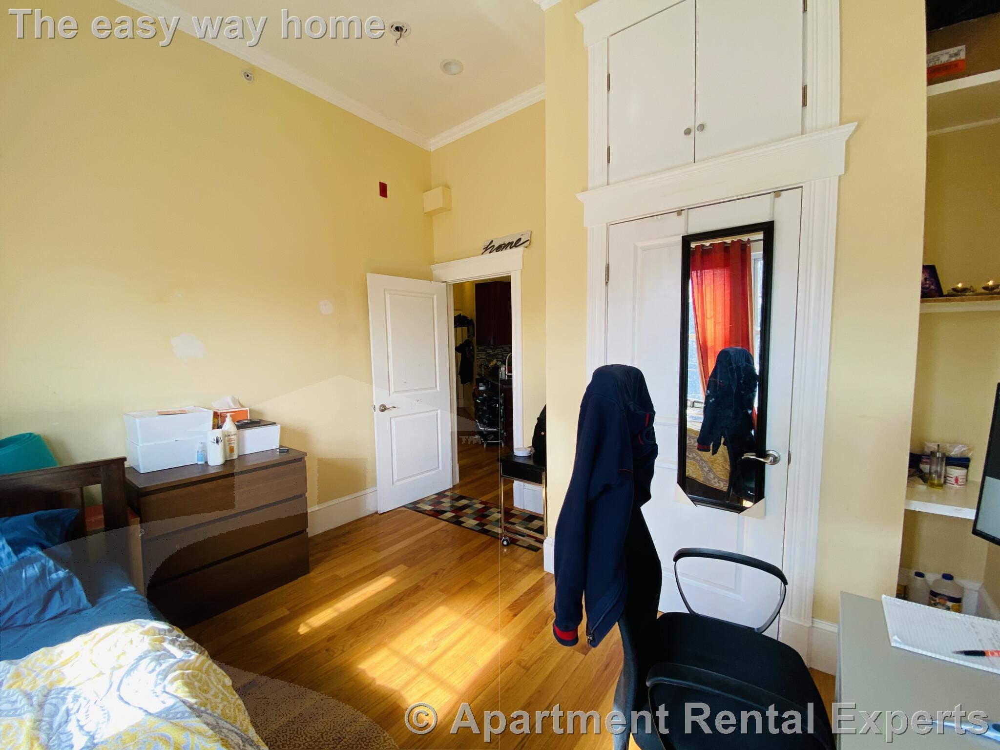 156 Magazine St, Cambridgeport