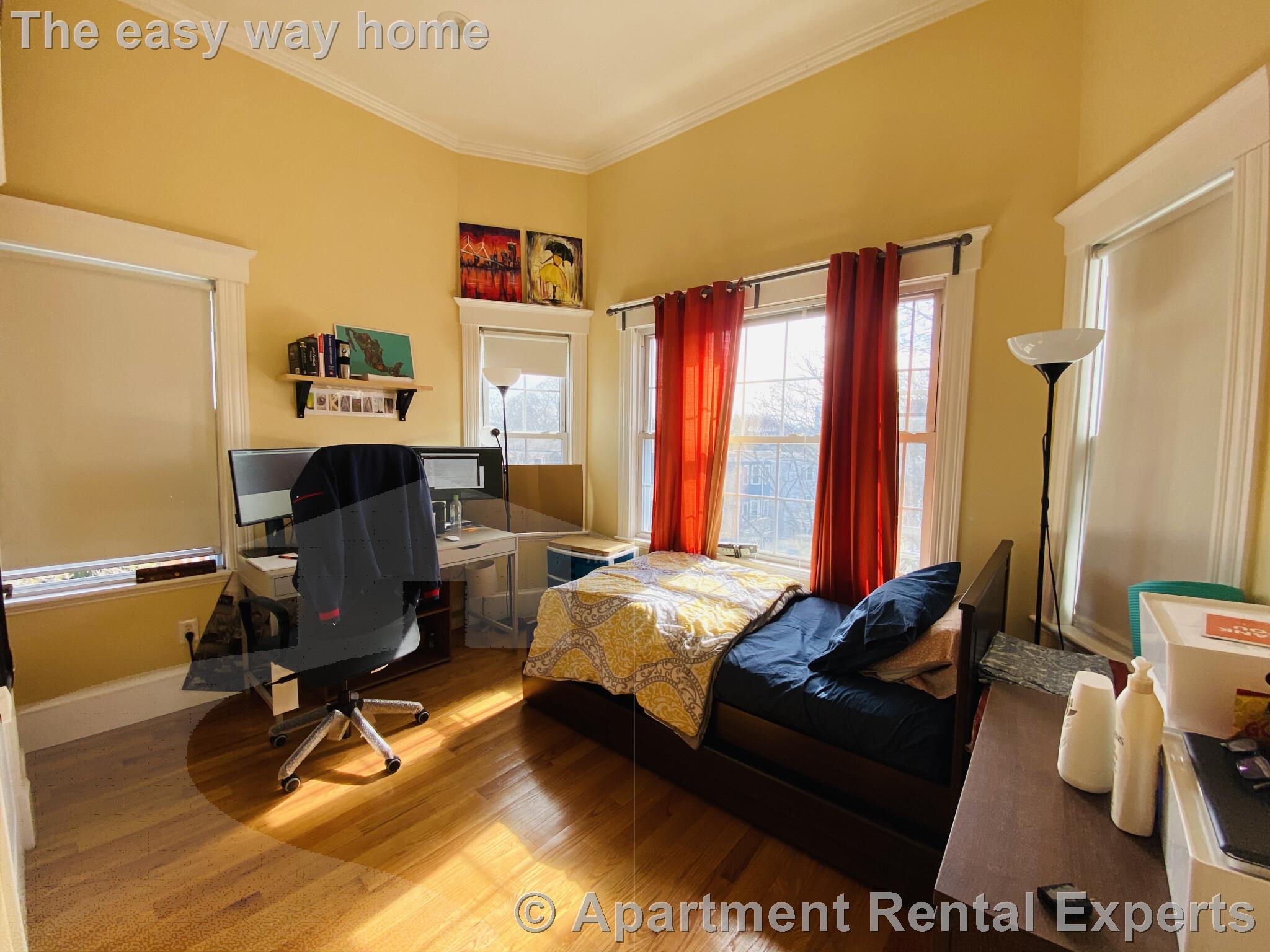 156 Magazine St, Cambridgeport