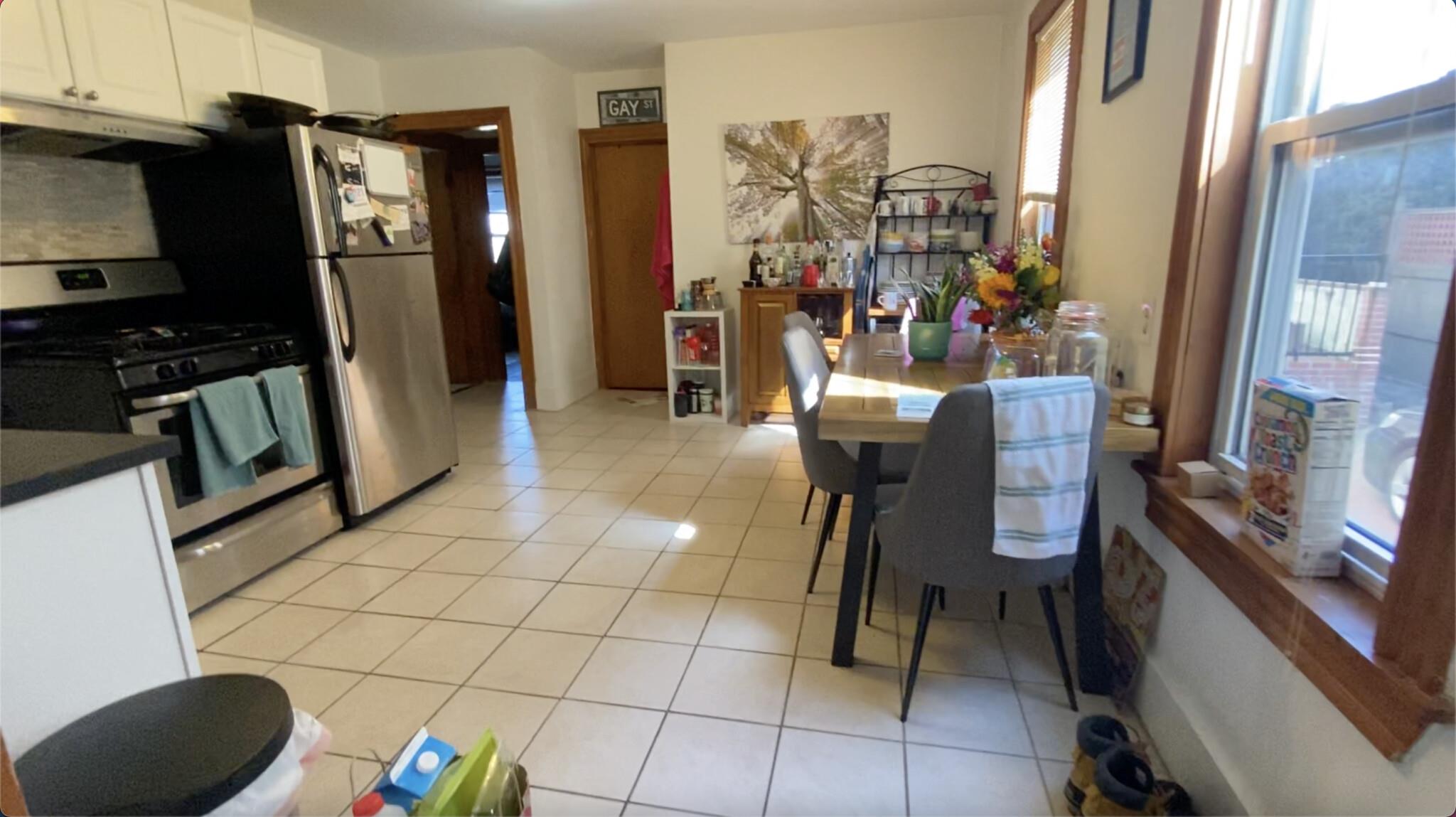 4 bed, 1 bath apartment for rent at 42 Jay St Unit 1, Central Square