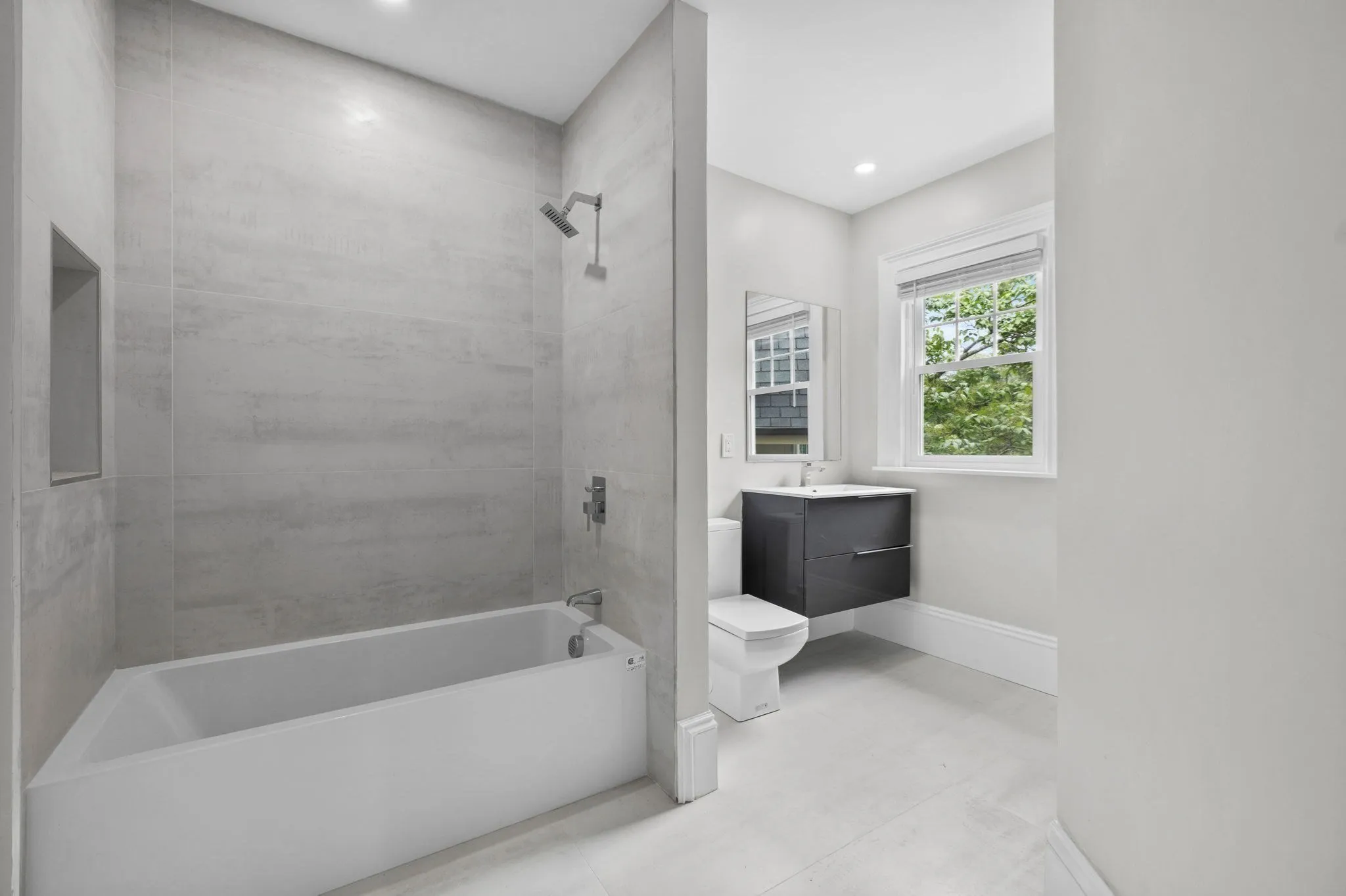 476 Heath St, Chestnut Hill