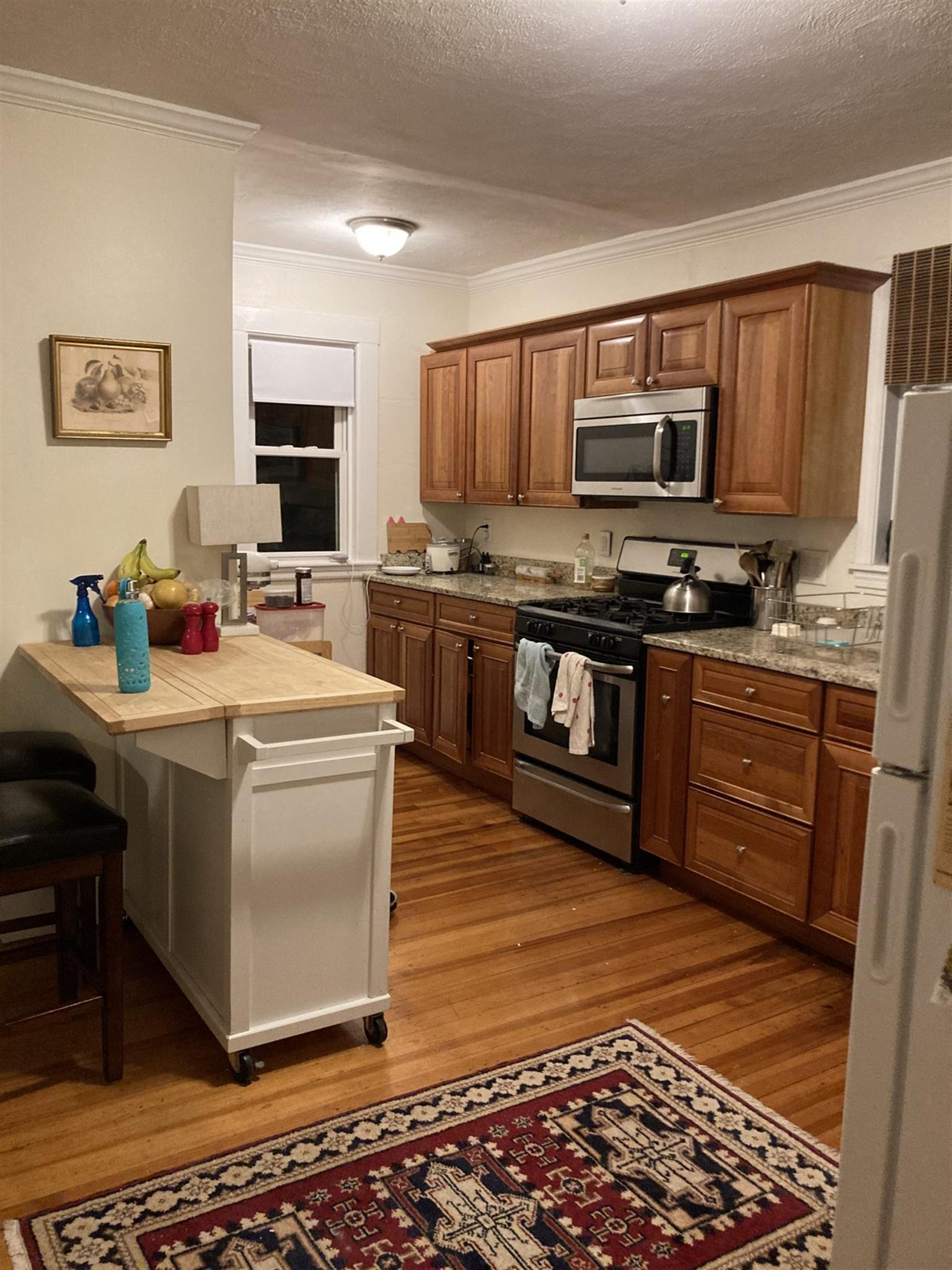 2.5 bed, 1 bath apartment for rent at 37 Edgar Ave Unit 3, Magoun Square — photo 2 of 20