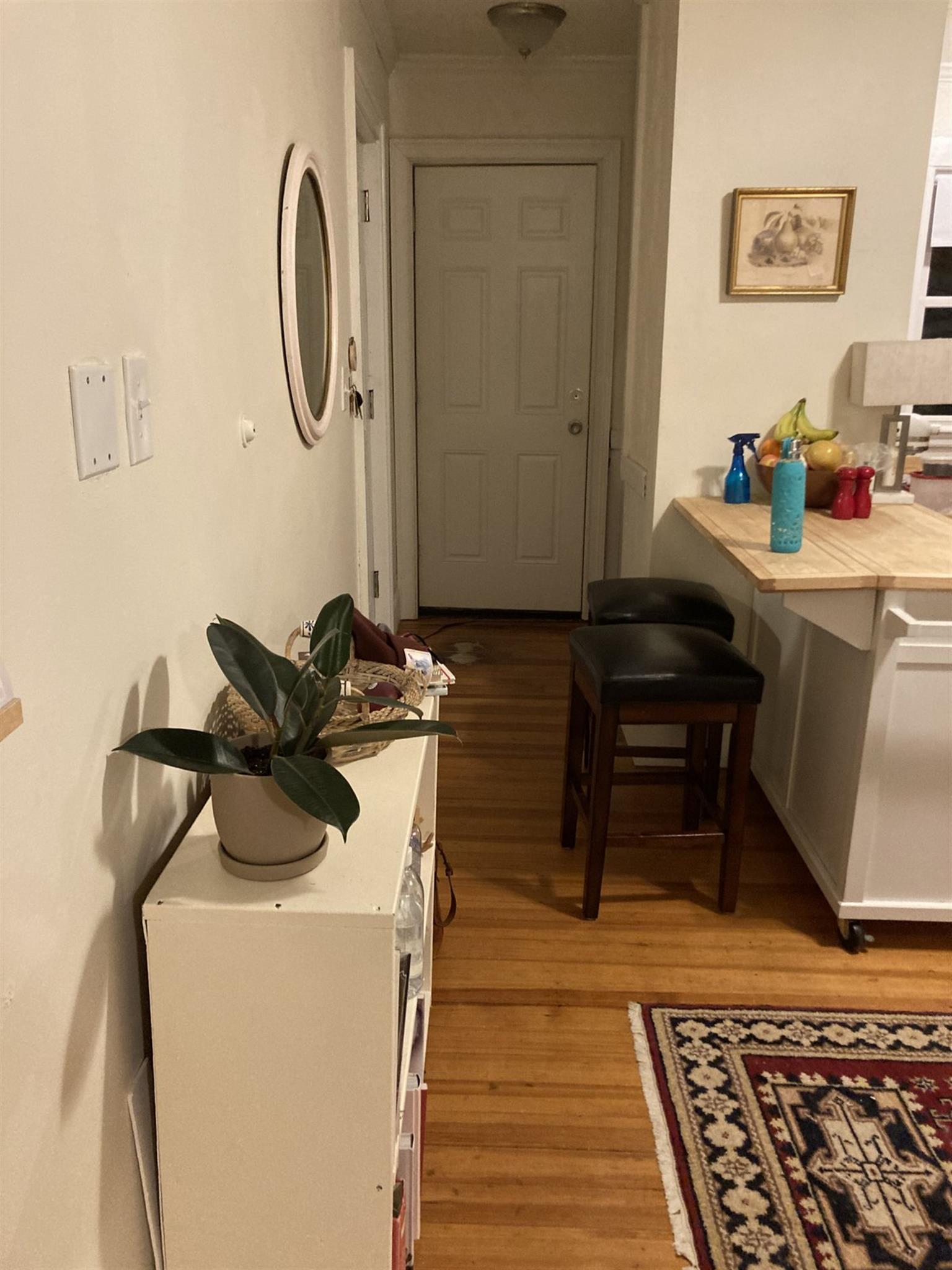 2.5 bed, 1 bath apartment for rent at 37 Edgar Ave Unit 3, Magoun Square — photo 3 of 20