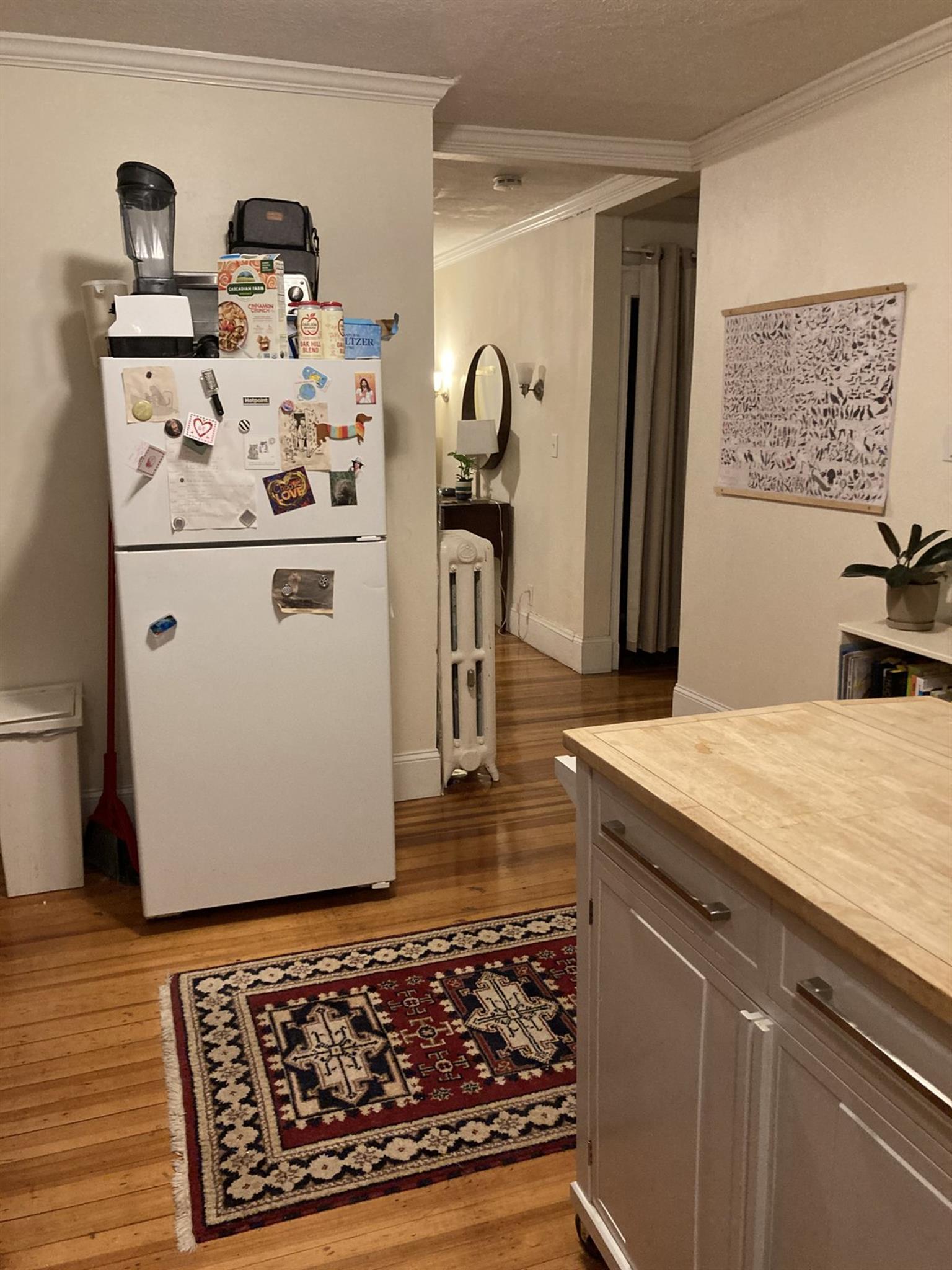 2.5 bed, 1 bath apartment for rent at 37 Edgar Ave Unit 3, Magoun Square — photo 4 of 20