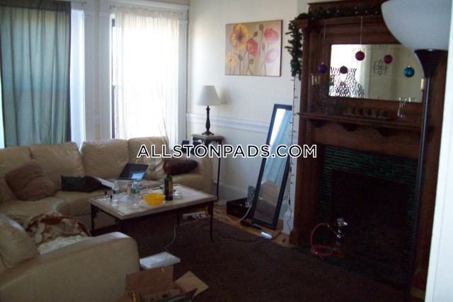 4 bed, 2 bath apartment for rent at 235.5 Harvard Ave Unit 5, Allston — photo 8 of 52