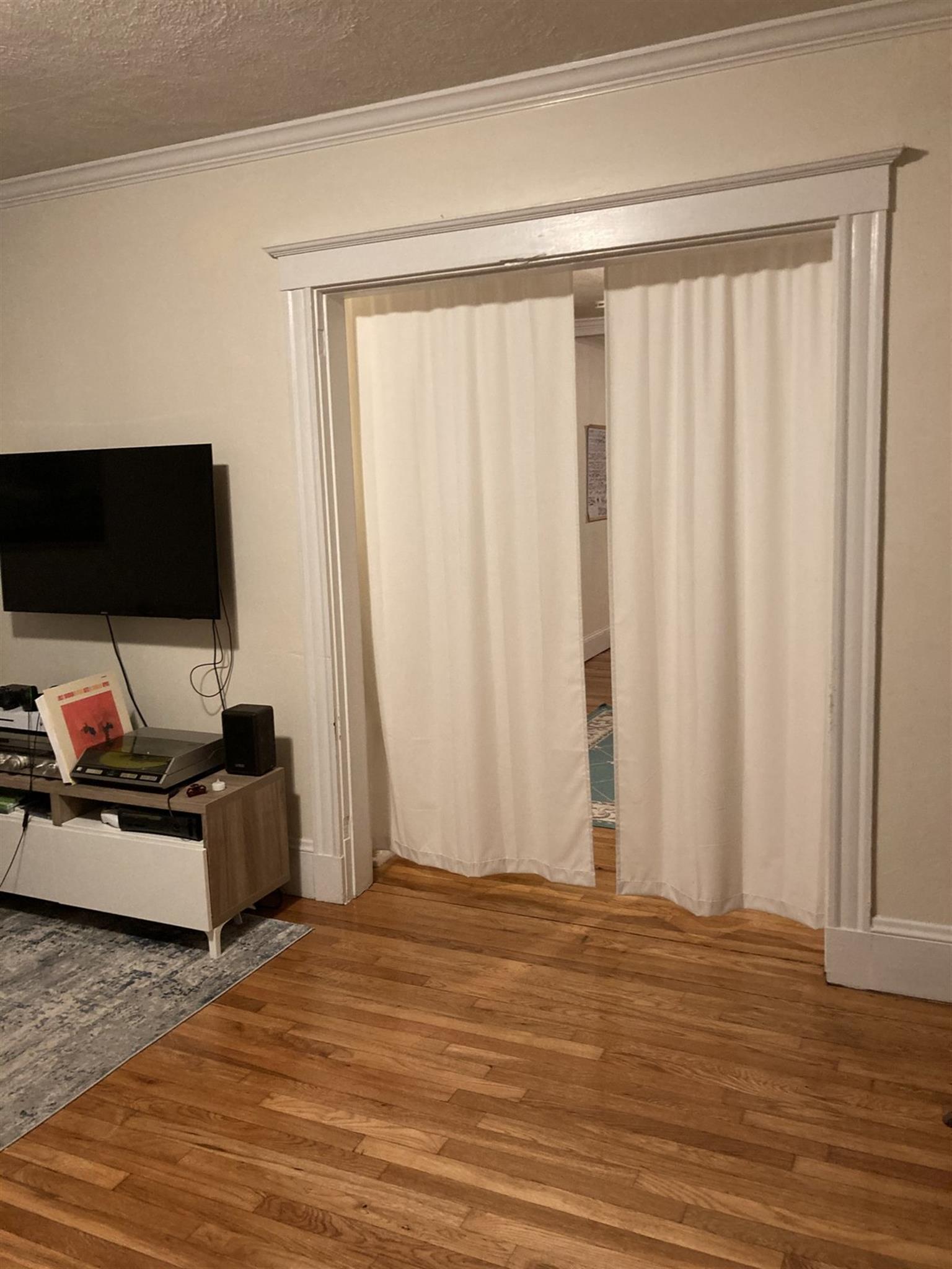 2.5 bed, 1 bath apartment for rent at 37 Edgar Ave Unit 3, Magoun Square — photo 11 of 20