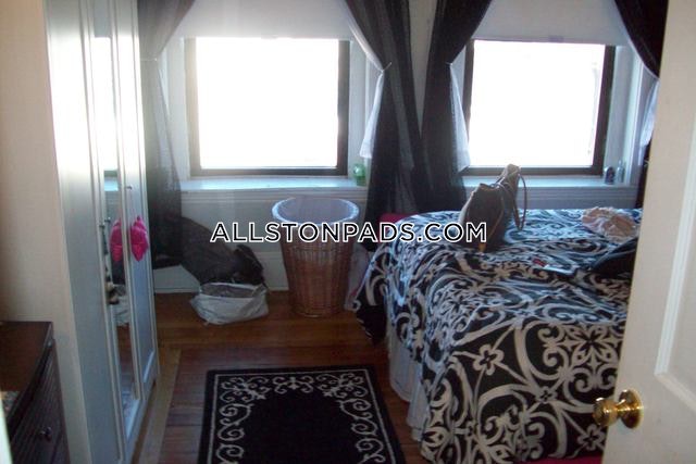 4 bed, 2 bath apartment for rent at 235.5 Harvard Ave Unit 5, Allston — photo 11 of 52