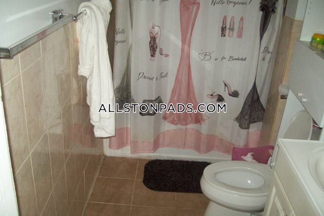 4 bed, 2 bath apartment for rent at 235.5 Harvard Ave Unit 5, Allston — photo 16 of 52