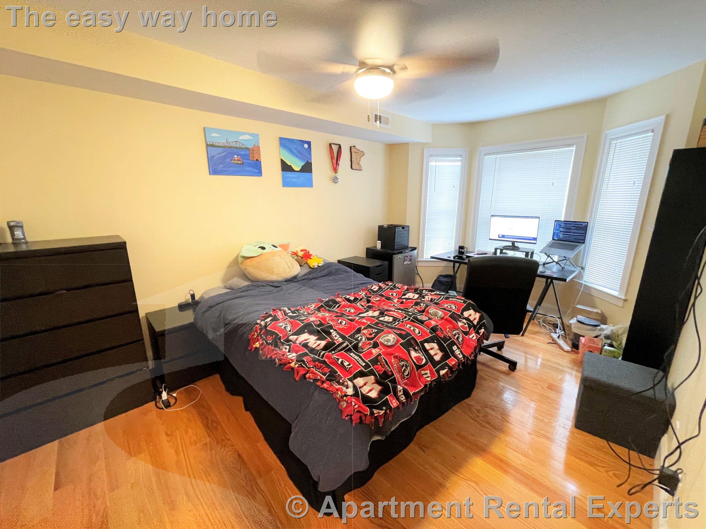 116-118 Holland St, Davis Square