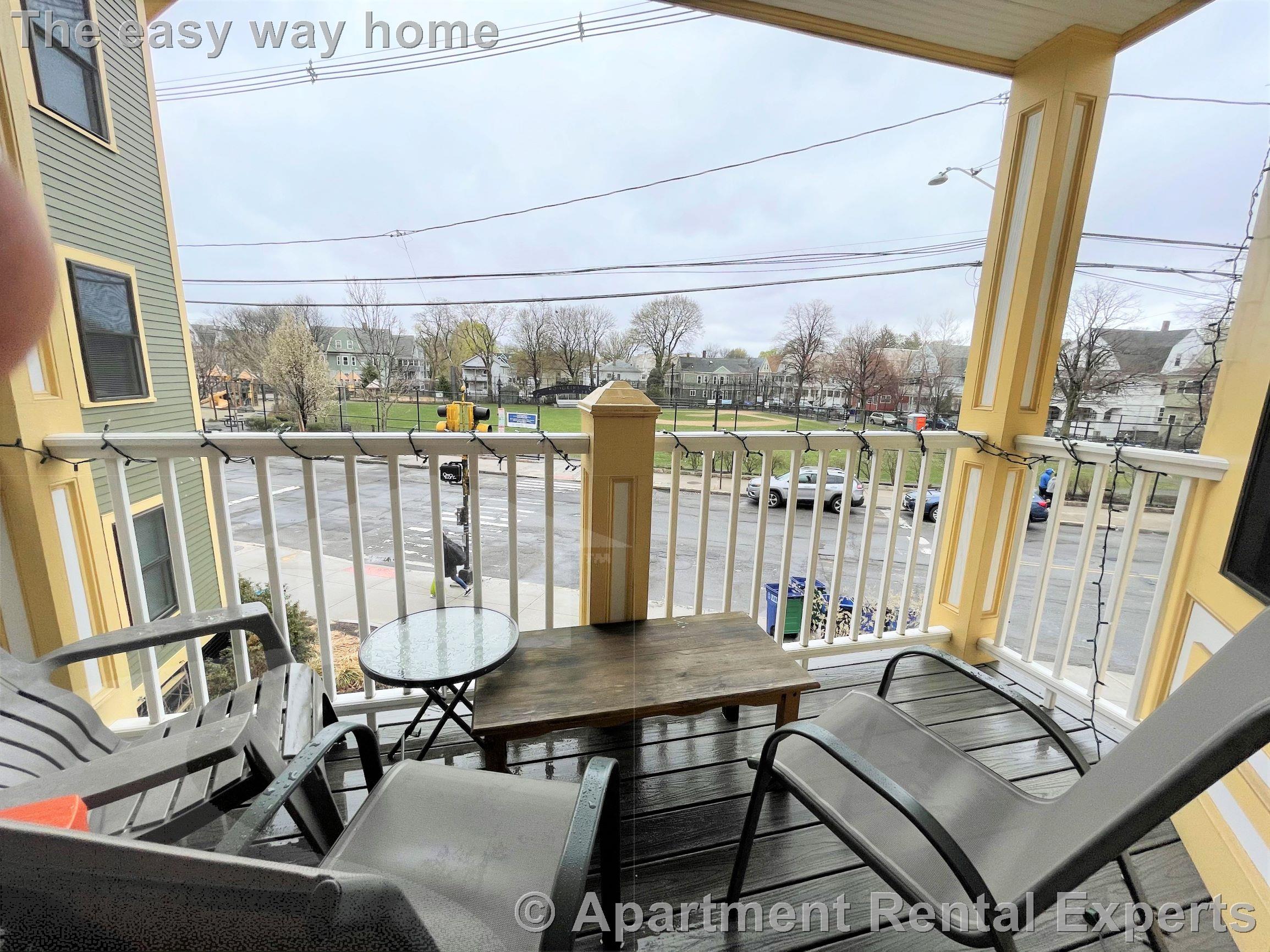 116-118 Holland St, Davis Square