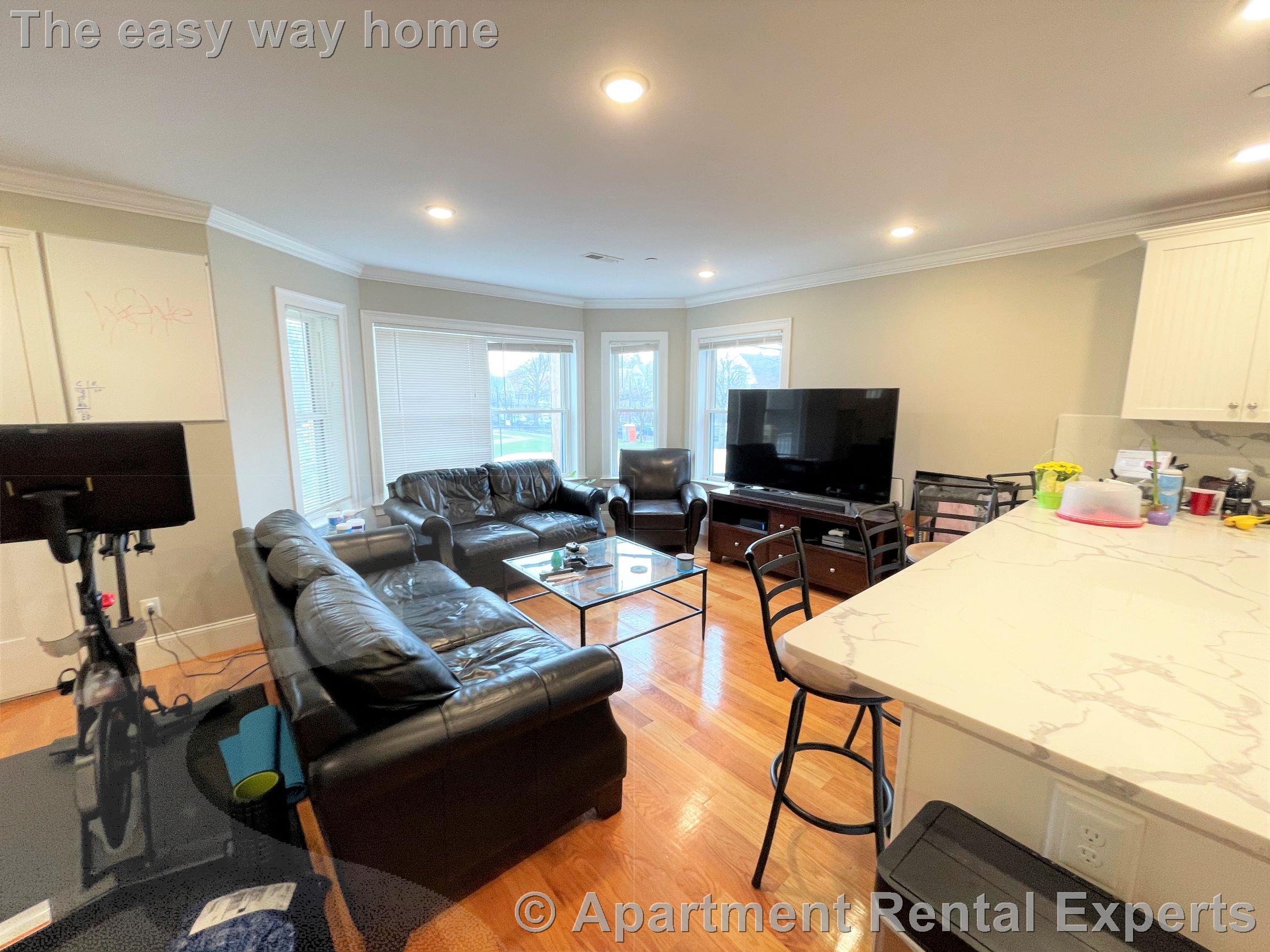 116-118 Holland St, Davis Square