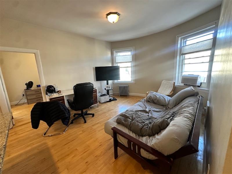 281 Harvard St, Mid-Cambridge
