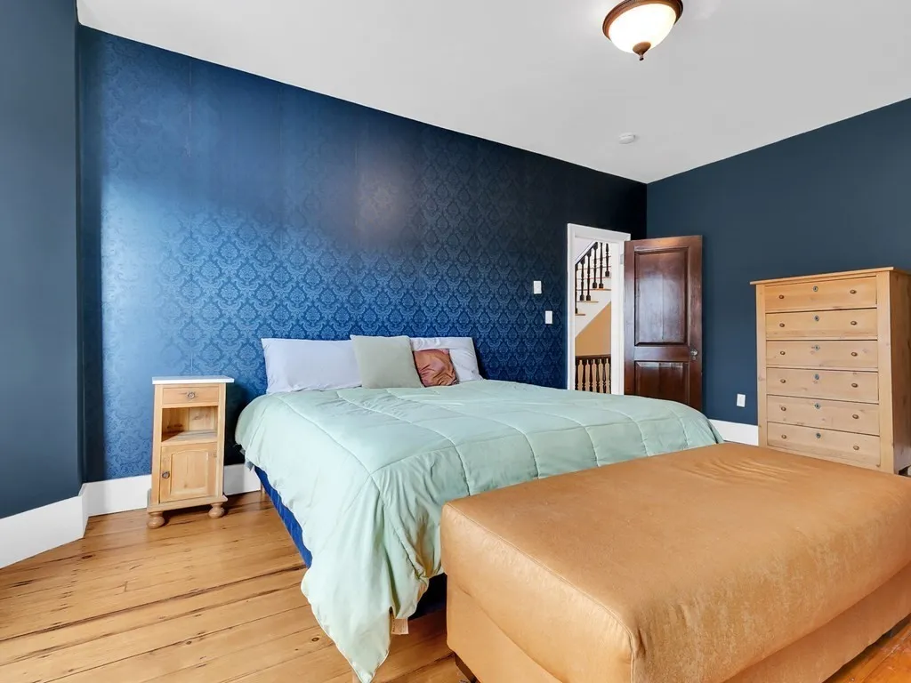 482 Columbus Ave, South End