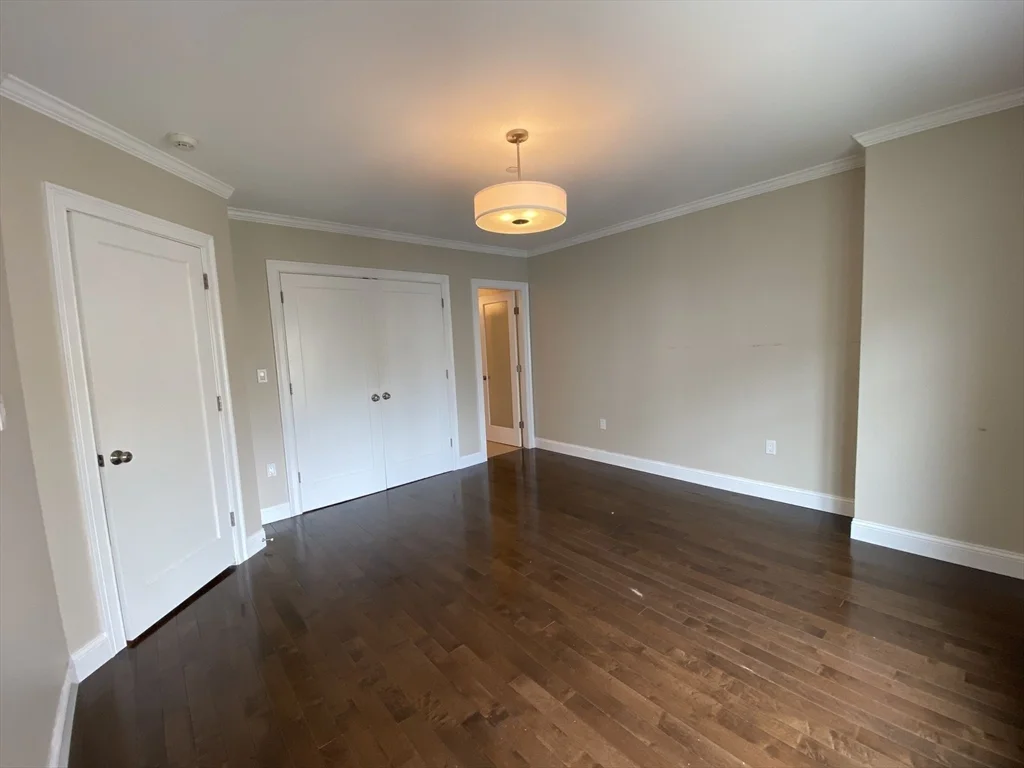 171 Bowen St, South Boston