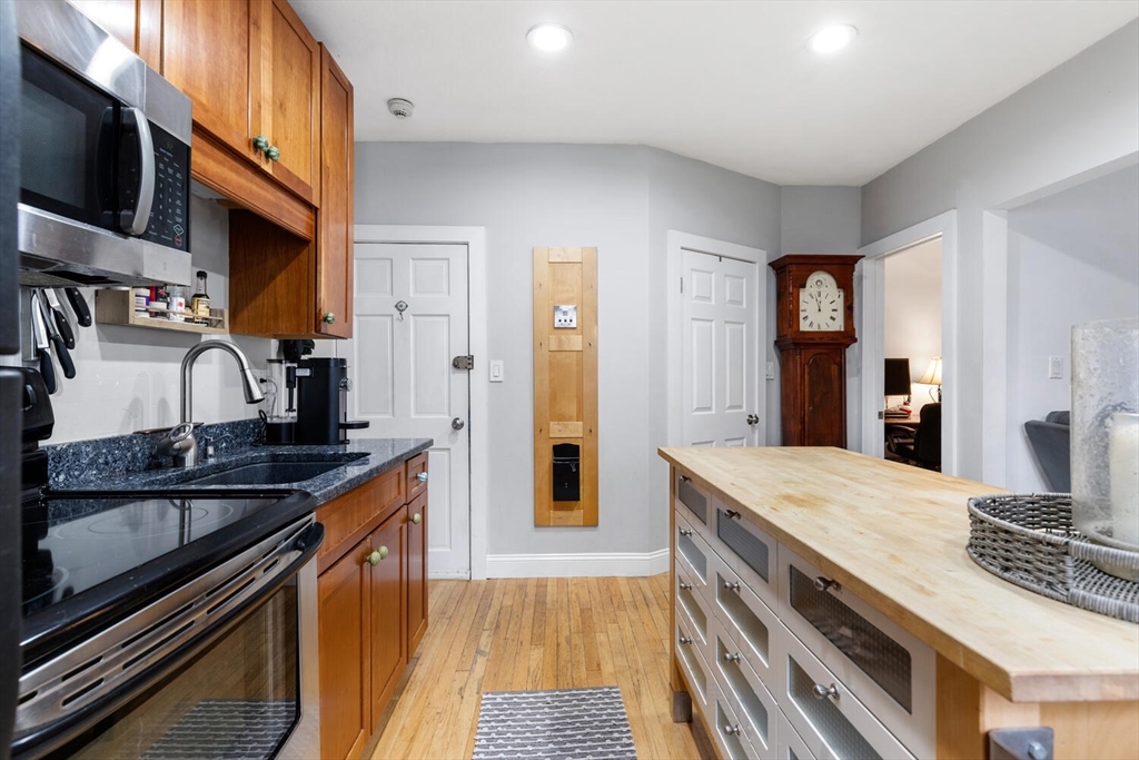 6 Bedford St, Ward Two