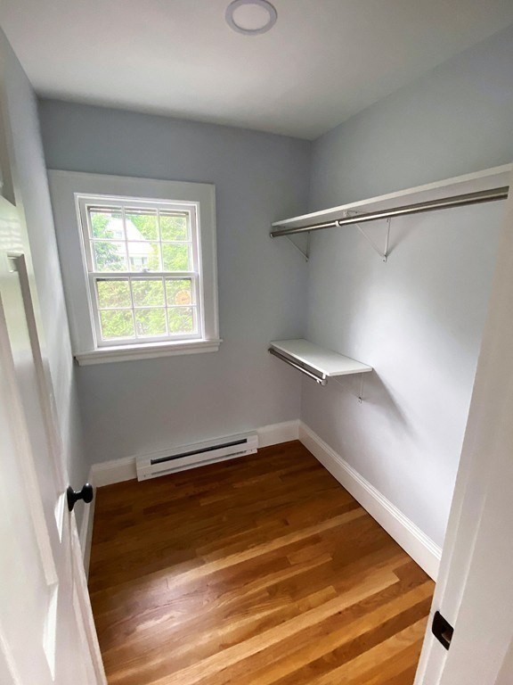 6 Surrey Rd, Newtonville