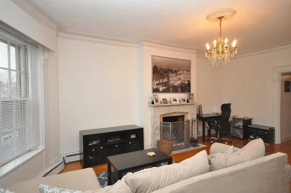 37 Union St, Charlestown