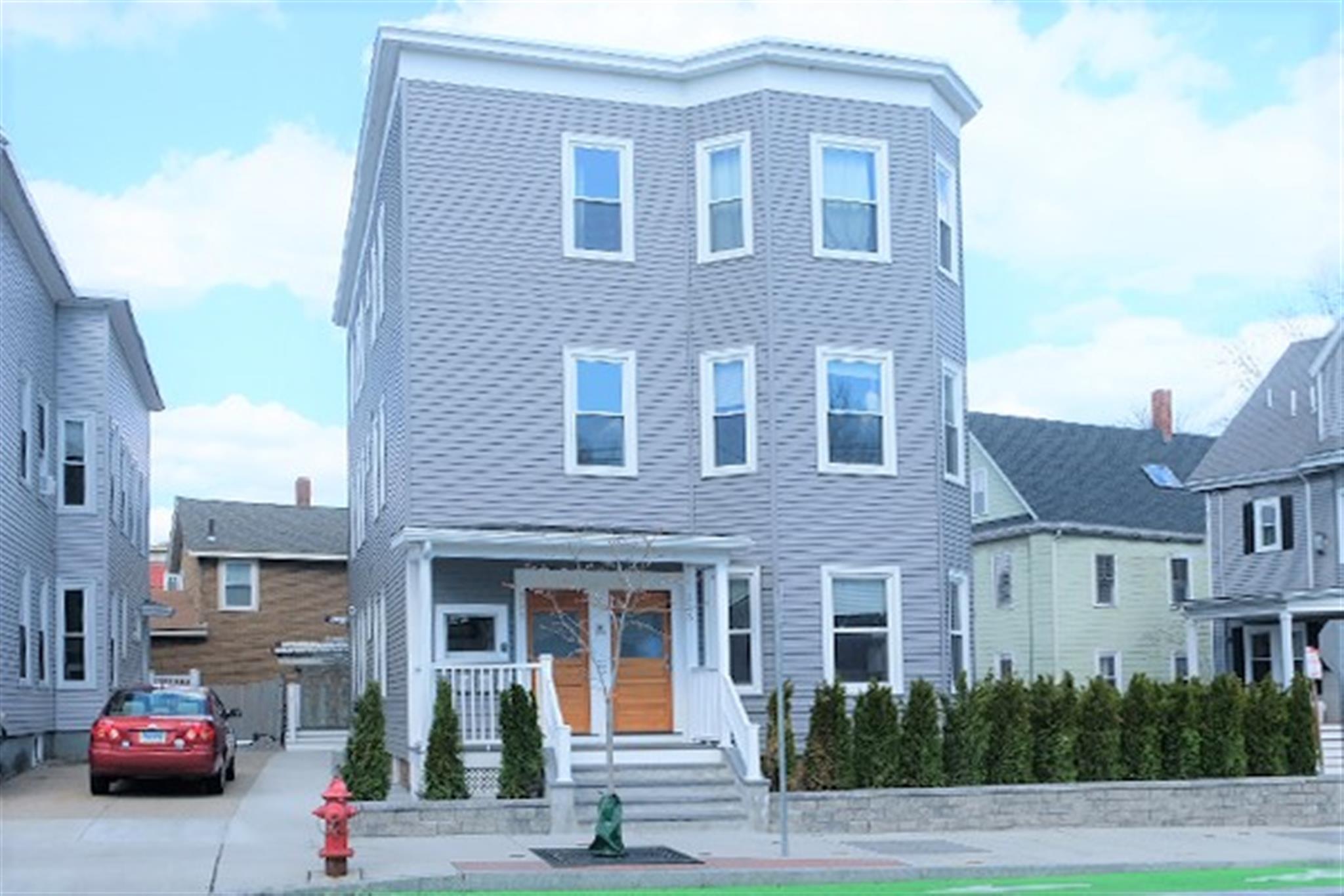 335 Beacon St, Ward Two