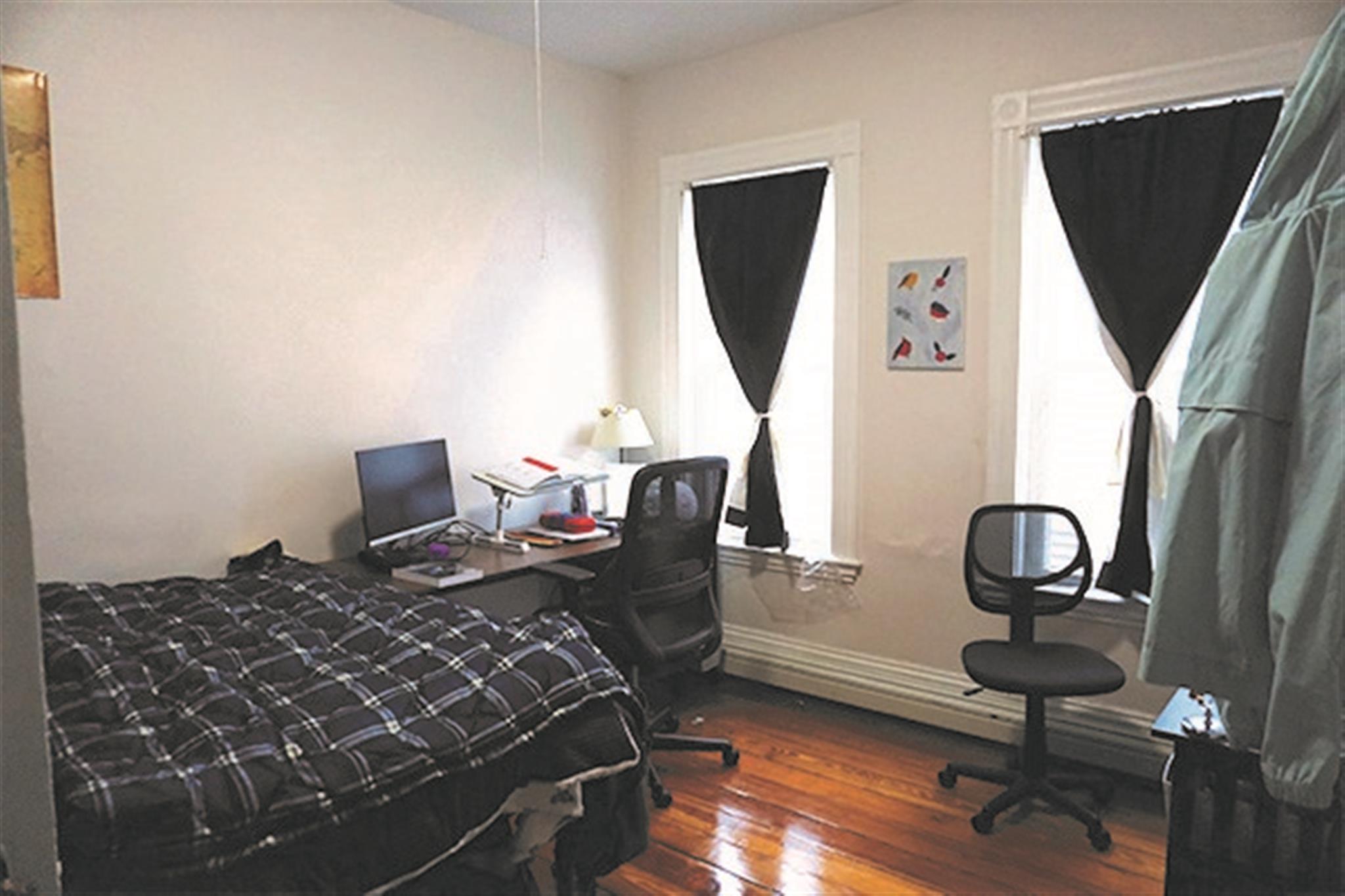 335 Beacon St, Ward Two