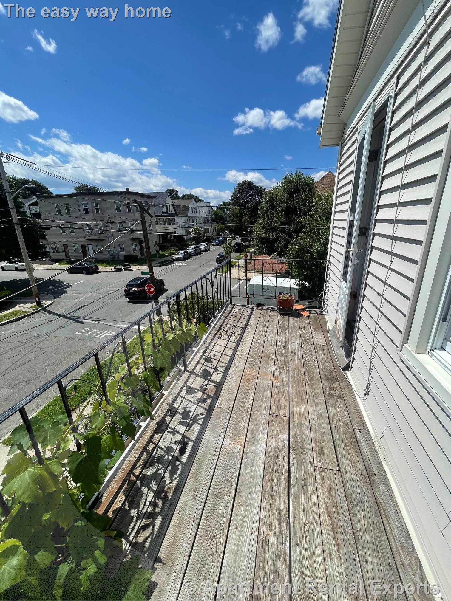 94 Central Ave, Medford Square