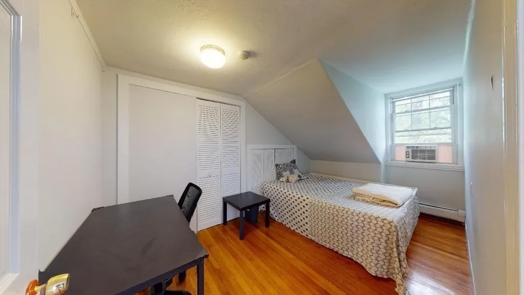 408 Sumner St, East Boston