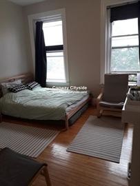1060 Beacon St, Brookline
