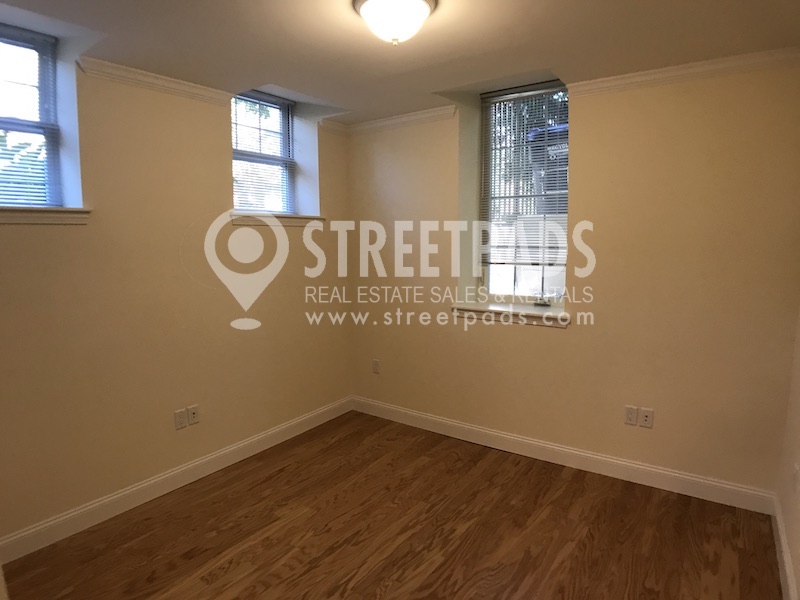 26 Chauncy St, Neighborhood Nine