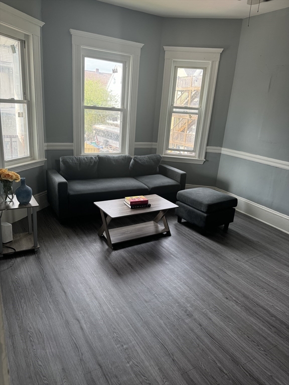 10 Helen St, Dorchester