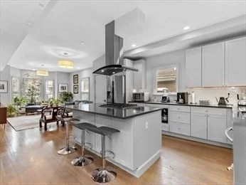 75 South St, Jamaica Plain