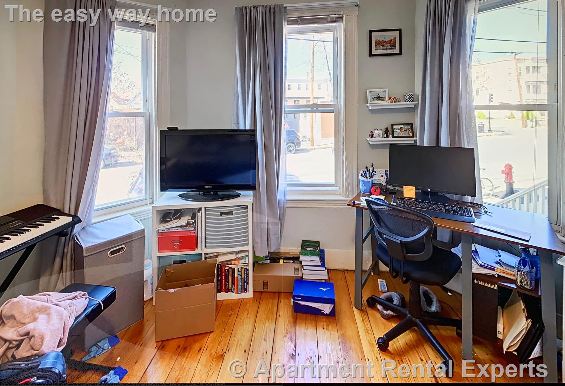 376 Washington St, Ward Two