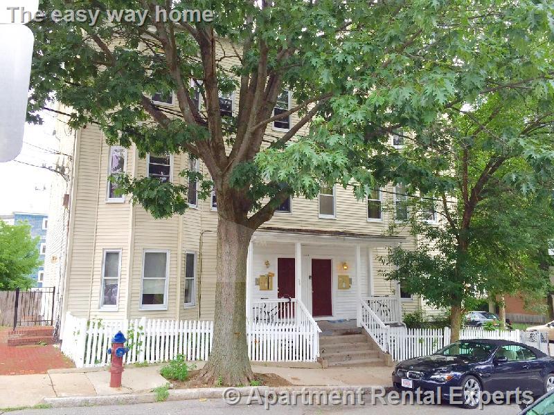 36 Bond St, Winter Hill