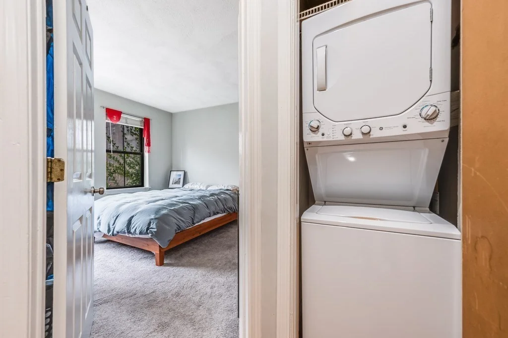 102 E Brookline, South End