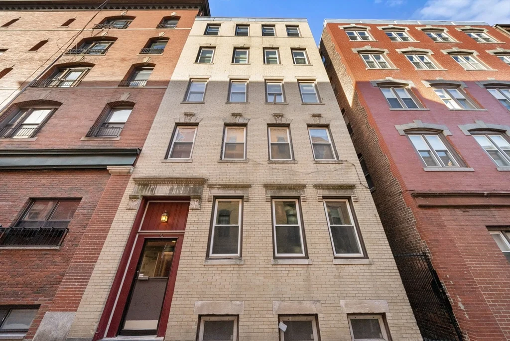10 Henchman St, North End