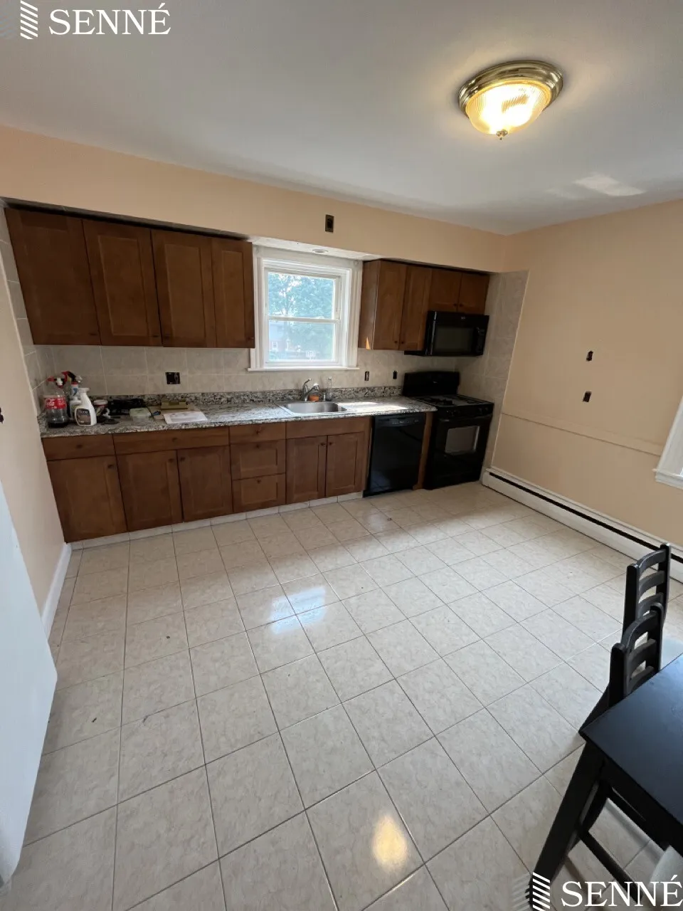 69 Cherry St, West Newton