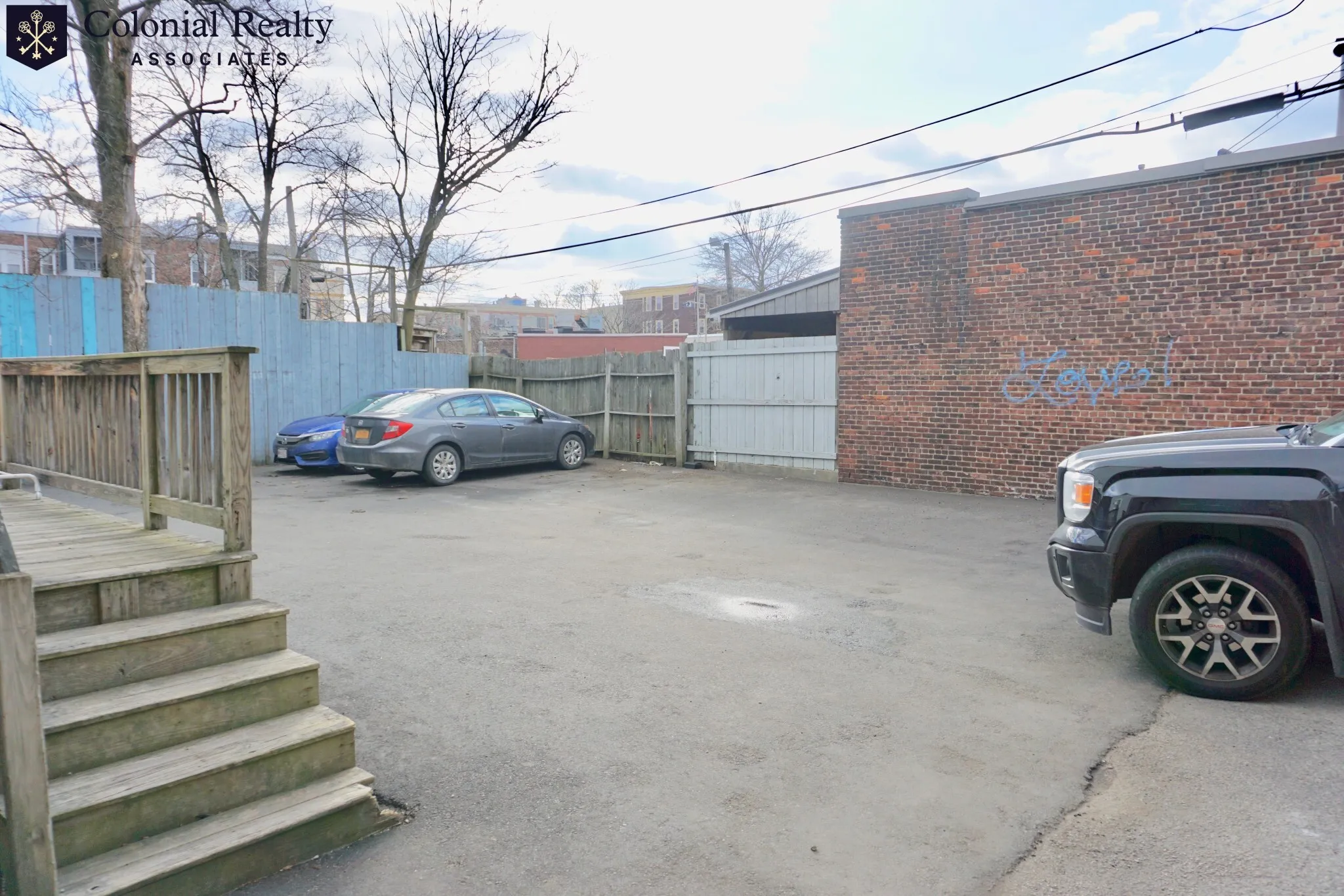 17 Highgate St, Allston