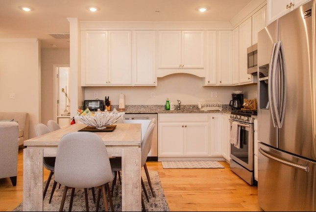 1008 Tremont St, Roxbury