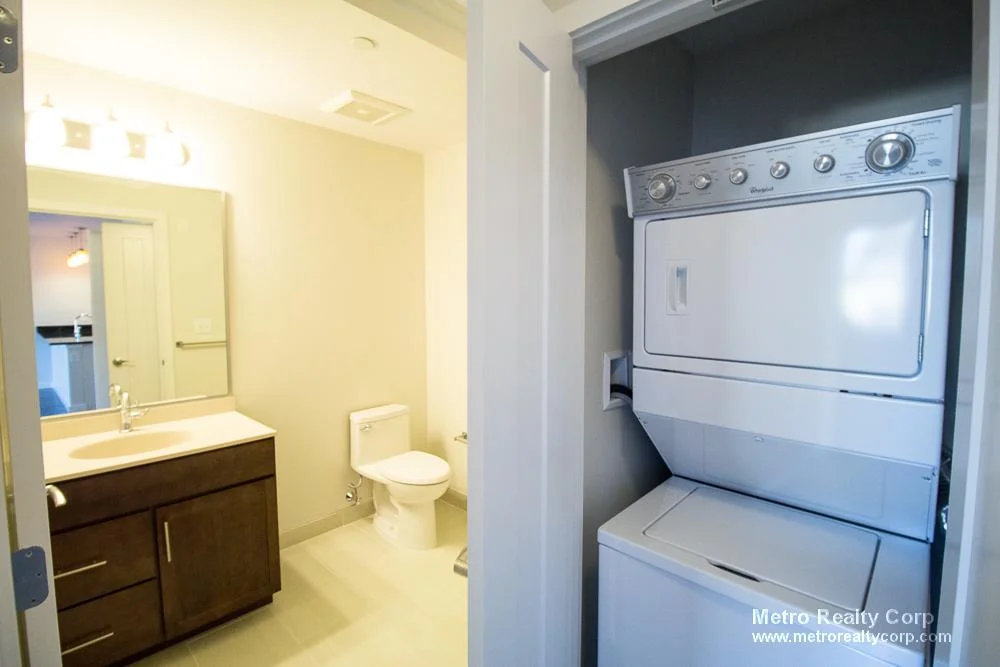 1 Whittemore Ave, North Cambridge